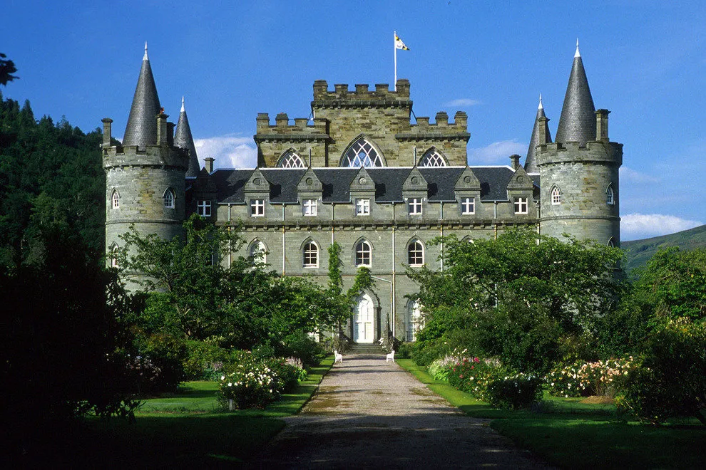 Scotland’s Beautiful Castle: A Traveler’s Guide