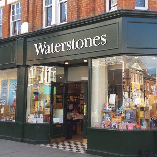 Waterstones: A Haven for Bookworms
