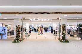 Get Ready for Any Occasion with Peek& Cloppenburg Versatile Collection