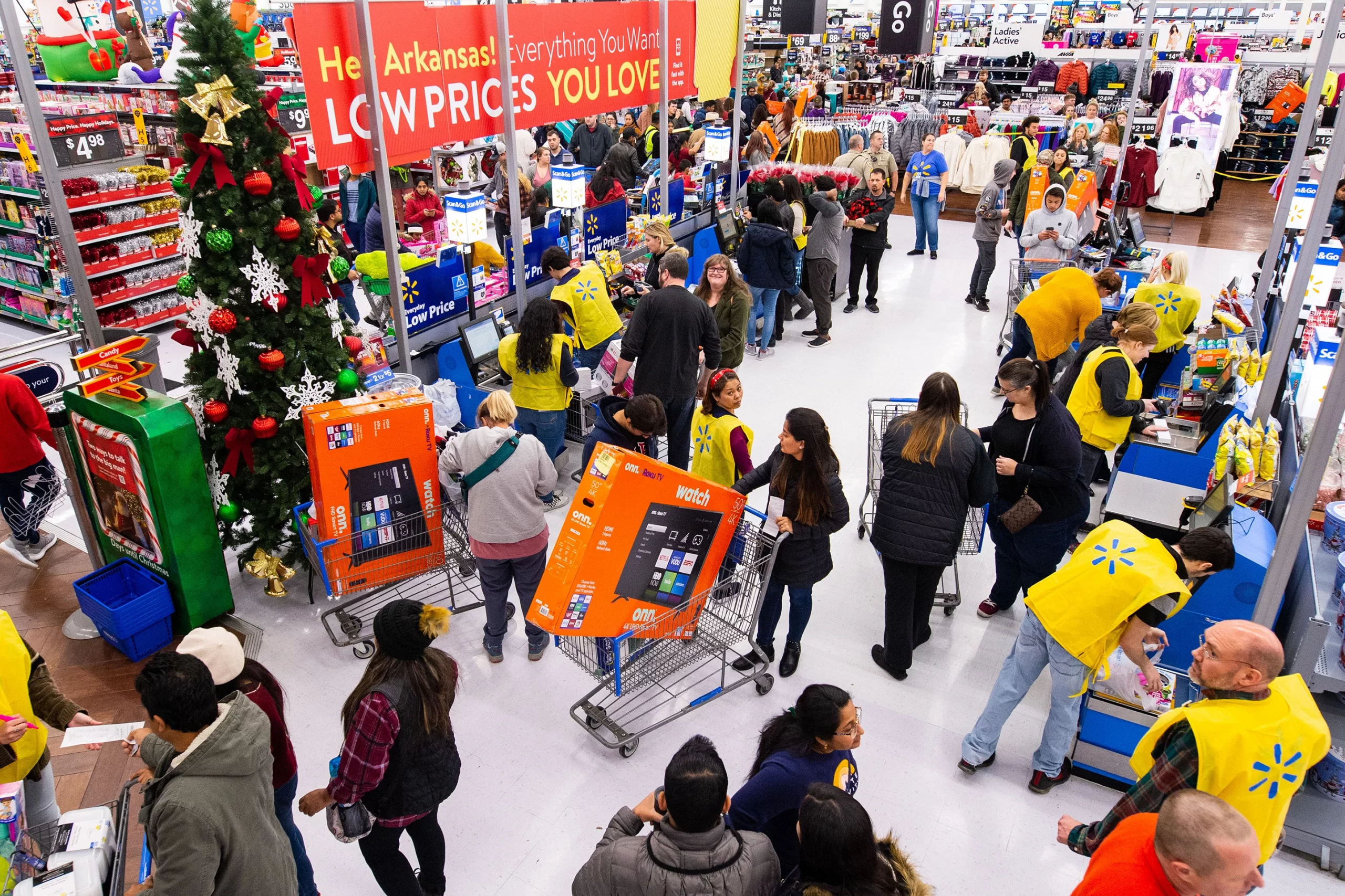 Unveiling the Walmart Odyssey: From Small-town Store to Global Retail Giant